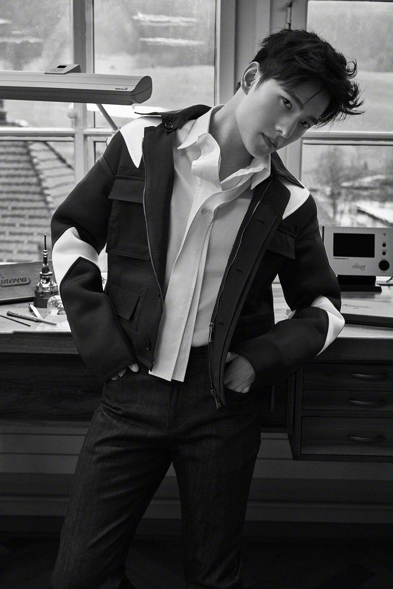 最新杨洋的《时尚先生esquire》五月刊封面大片