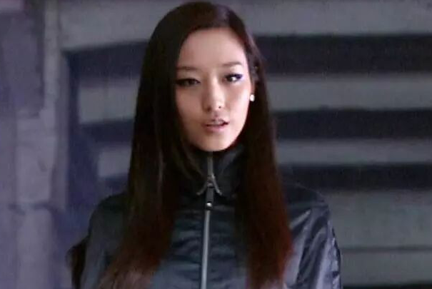 盘点铠甲勇士中最倾城的6大美女,冰儿排第二,第一名太迷人了!