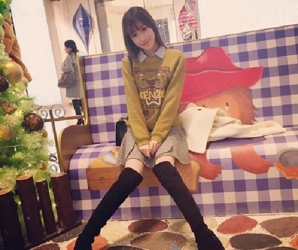 难以置信!赵梦玥微博公开"不雅视频",拍摄者居然是卢本伟!