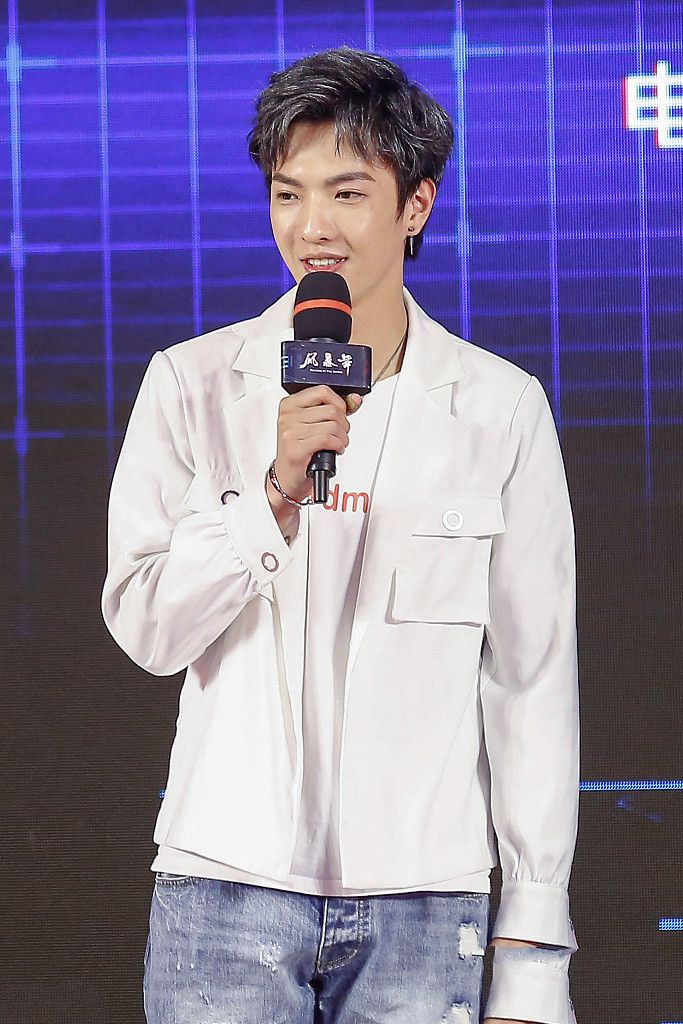 陈伟霆娜扎《风暴舞》首次合作,董岩磊帅气亮相