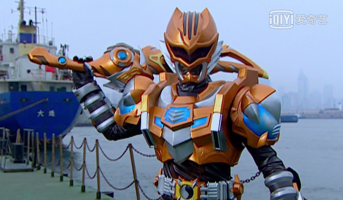 铠甲勇士中拿武器最帅的7大铠甲,雪獒铠甲上榜,埃戈士最傻