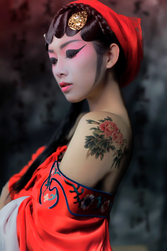 摄影:醉美人,这样穿,古风戏服也能穿出性感的味道!