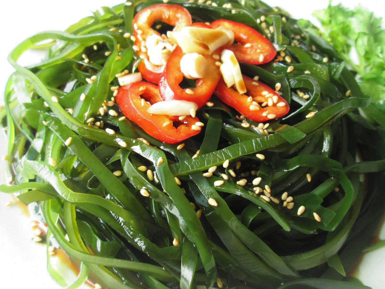 海带的魅力:凉拌爽口,清炖鲜美无比,还是天然的味精