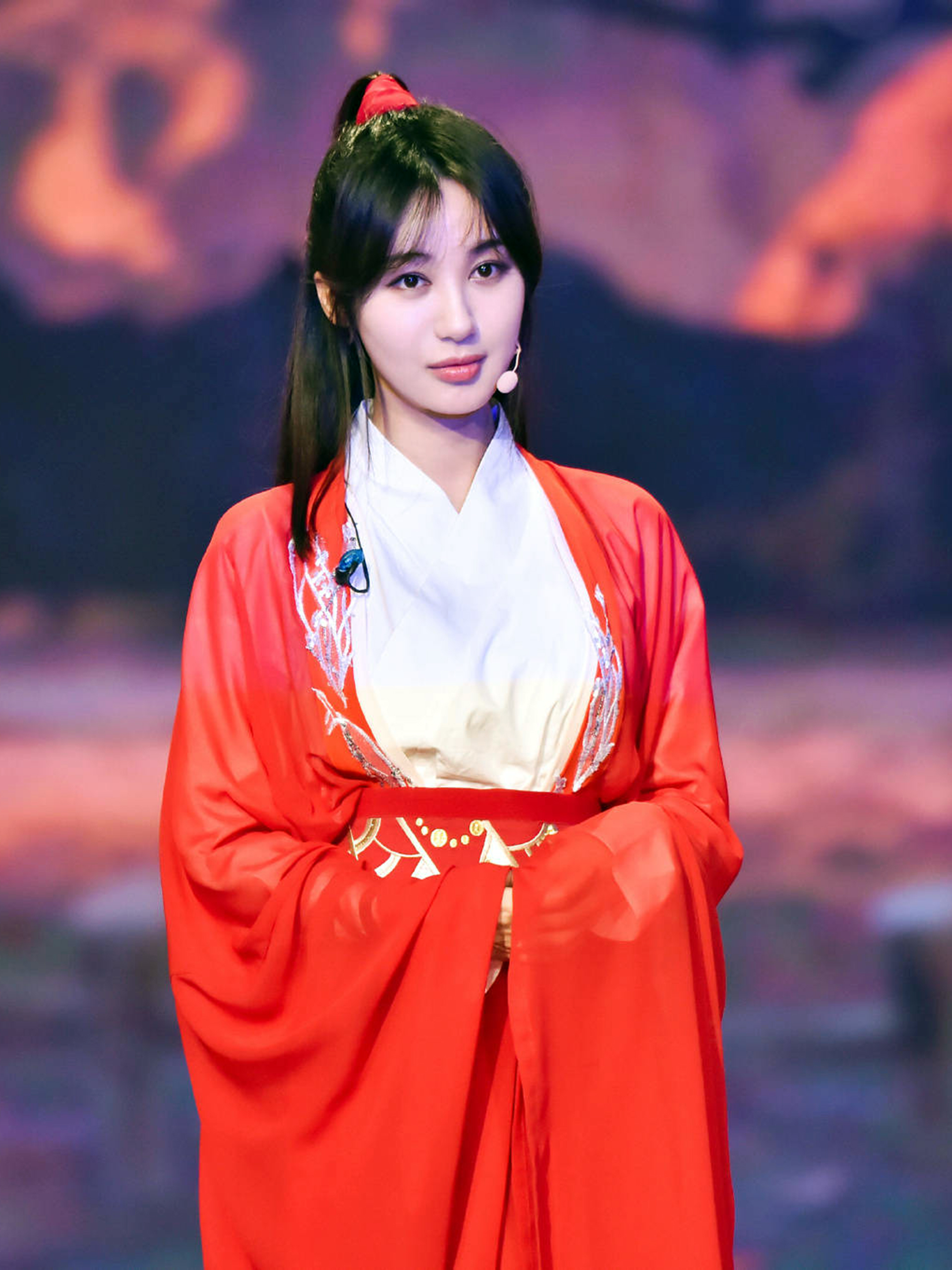 美艳李菲儿,深情演绎《木兰情》,柔情似水惊艳全场!