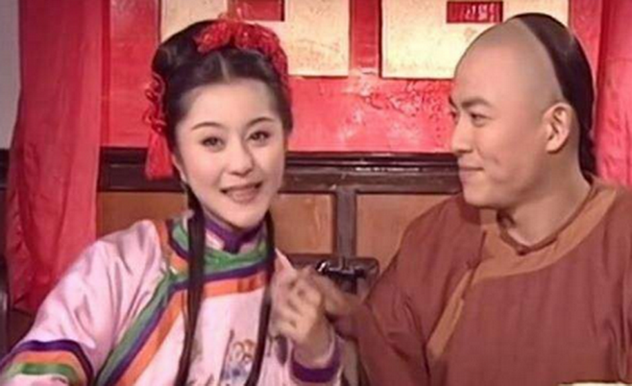 还珠格格:金锁嫁给柳青时,你还记得紫薇说了什么吗?太恶心了!