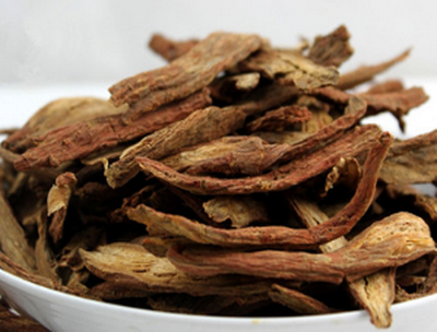 这种一片丹心的野草,没想到却是女性健康的良药!