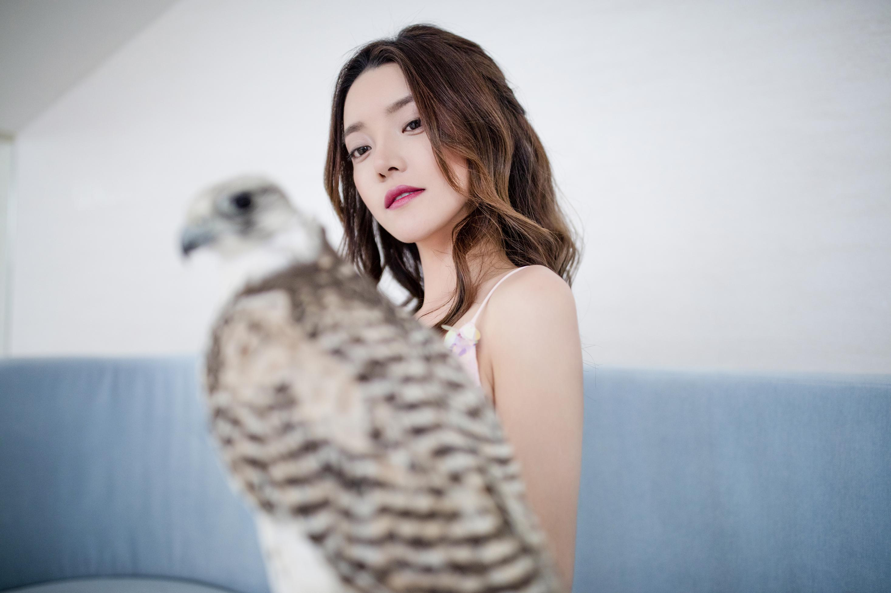 yy直播崔阿扎笑怼网友:来戛纳是幸运 说破主播我生气了