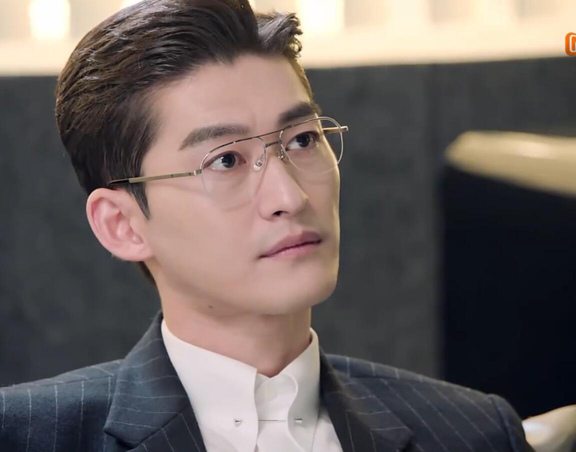 《温暖的弦》霸道总裁--张翰,一表人才,气质非凡