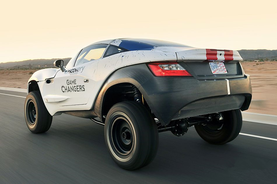 越野能力毋庸置疑,这款"拉力战神"适用各种地形,同级最实用