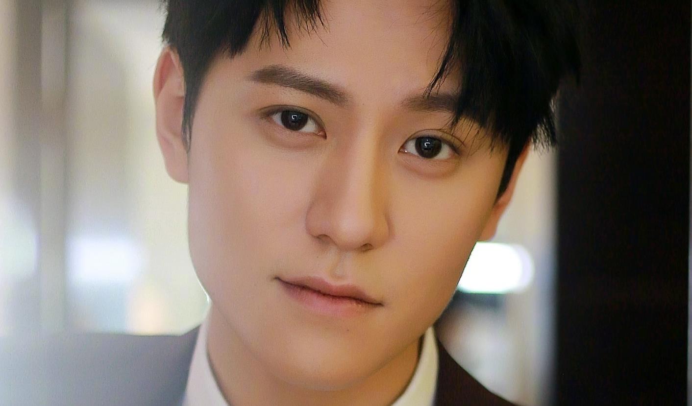 秦俊杰请网友p图,结果网友发出的照片让人爆笑