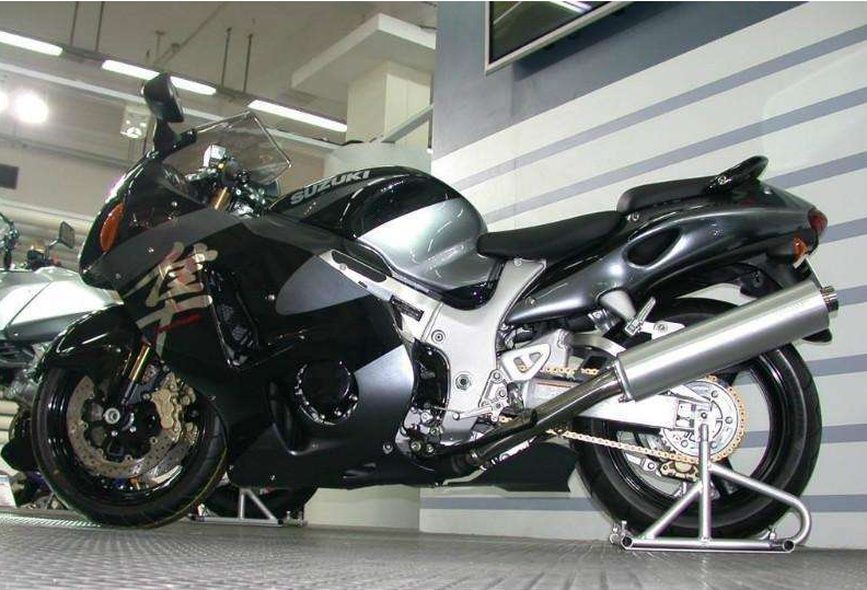 第二名:美国mtt y2k摩托车,最高速度:250 mph (402 km/h).