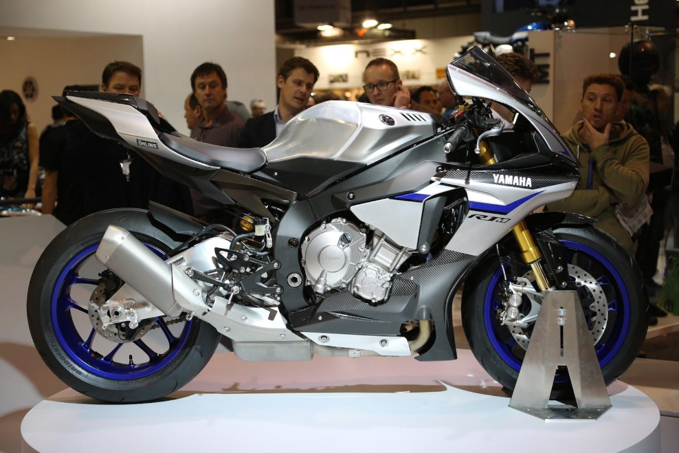 第二名:美国mtt y2k摩托车,最高速度:250 mph (402 km/h).