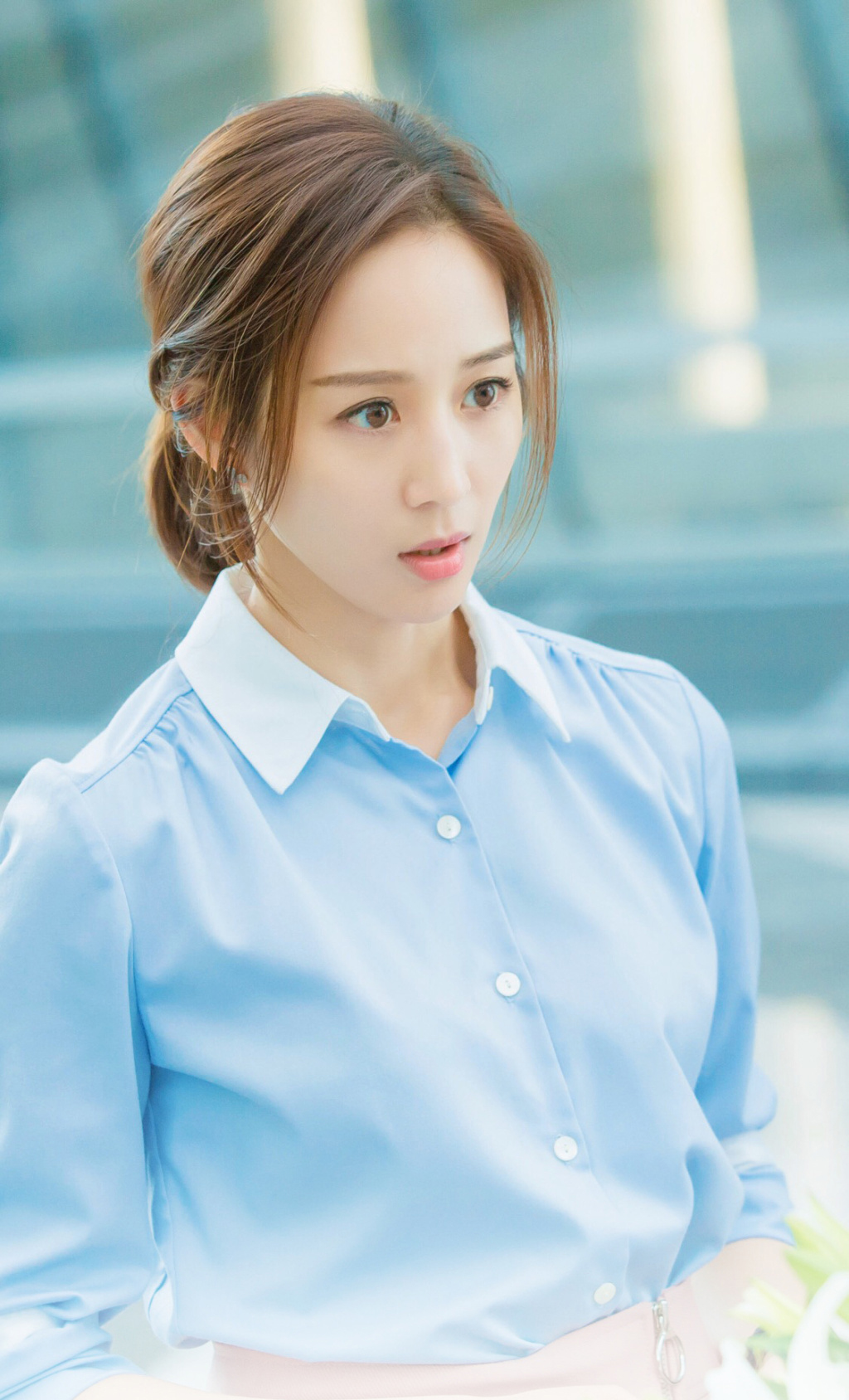 张钧甯在《温暖的弦》电视剧里,这8套衣服,你认为哪套最职业化