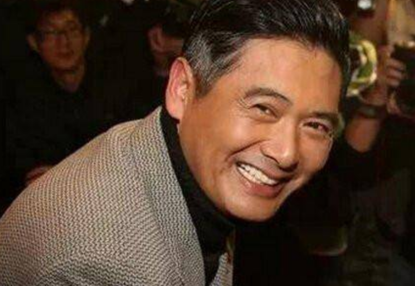 许文强老了,冯程程老了,冯敬尧老了,只有他62岁仍像30岁