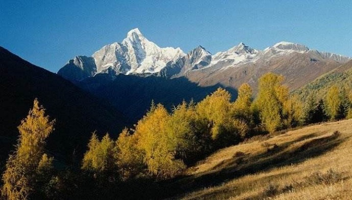 揭秘昆仑山魔鬼谷:传言称任何人或动物进入都会神秘消失