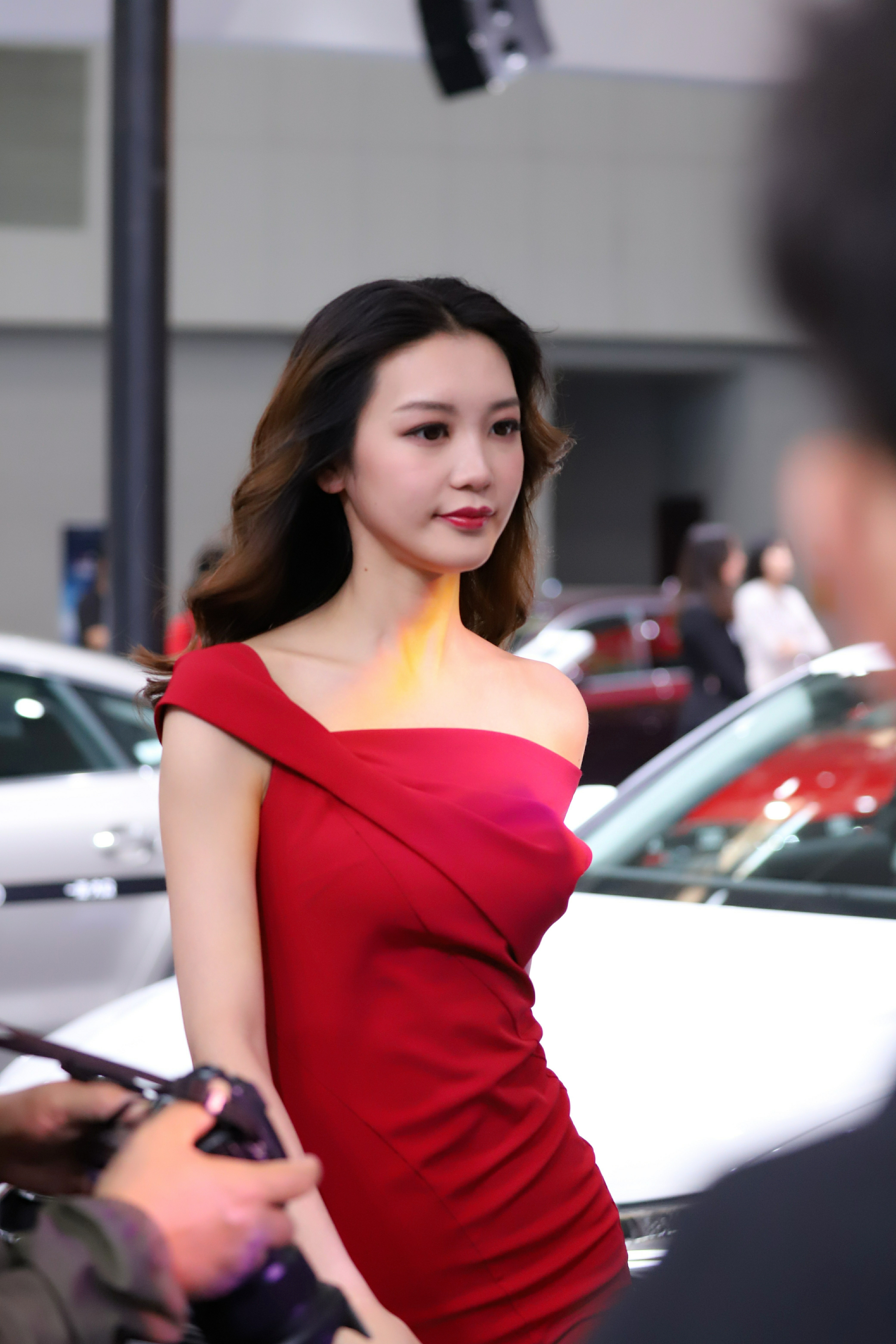 天津梅江车展现场实拍:姑娘们年轻美丽,朝气又时尚