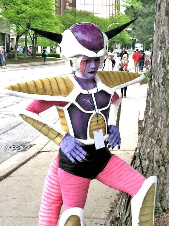 《龙珠》cosplay,穿裙子的悟空你见过没?比克小姐姐很好看哟!