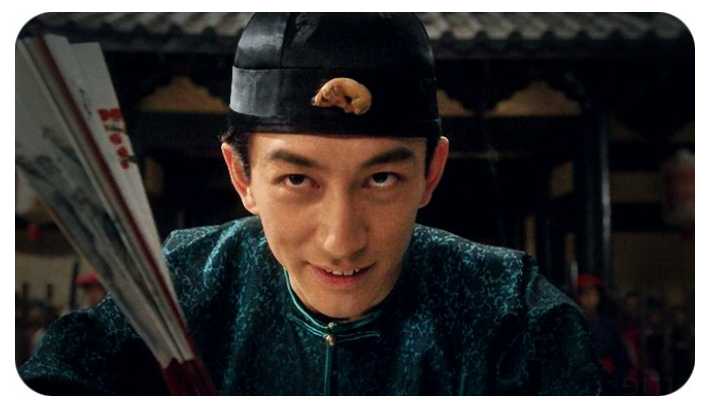 吴启华不能被周星驰捧红,吴启明淡出娱乐圈,如今兄弟俩差距更大