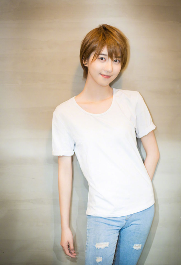 亭亭玉立,贤良淑德——李凯馨