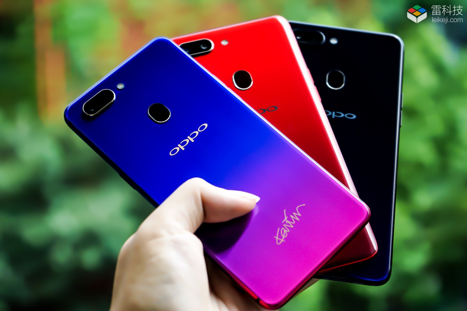 oppo r15三色对比图赏:引领渐变潮流,最in时尚单品