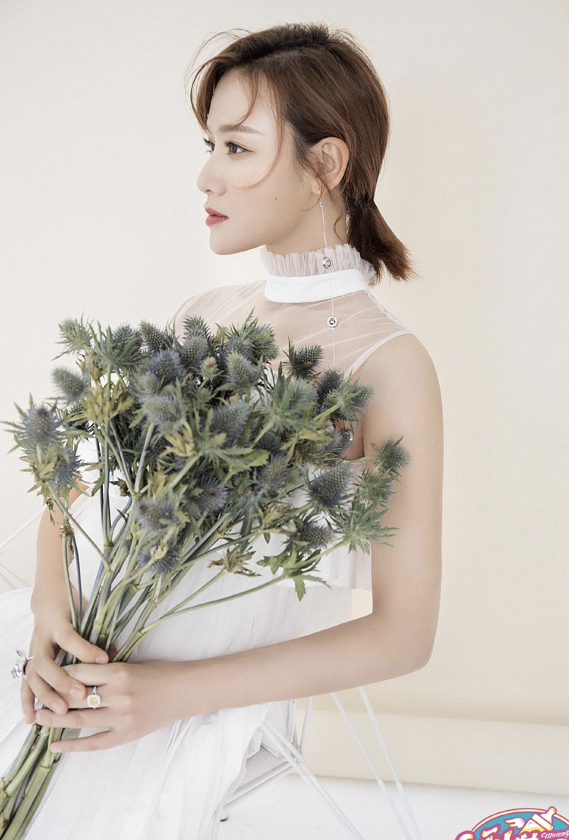 森碟妈叶一茜近照曝光!网友:这身材真不像是两个孩子的妈!