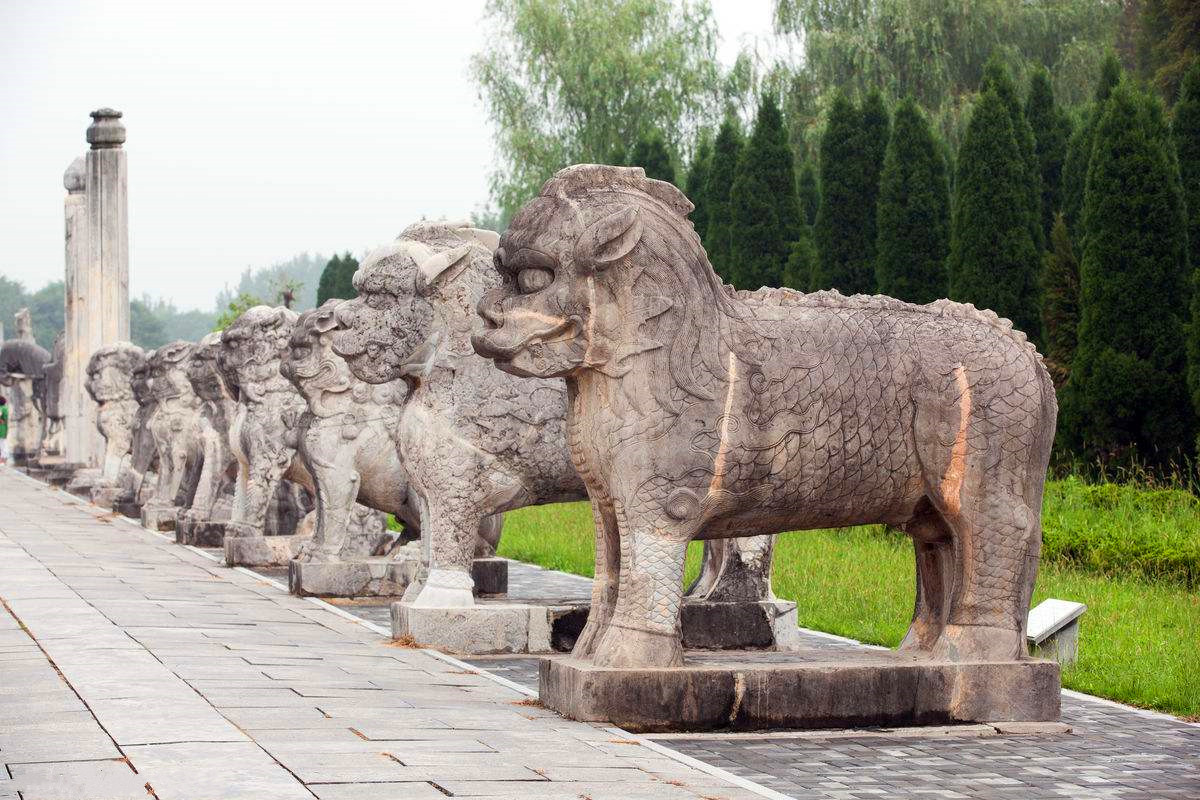 中国古代最牛皇家陵墓,耗时28年并被湖水深埋,大旱数年方才现世