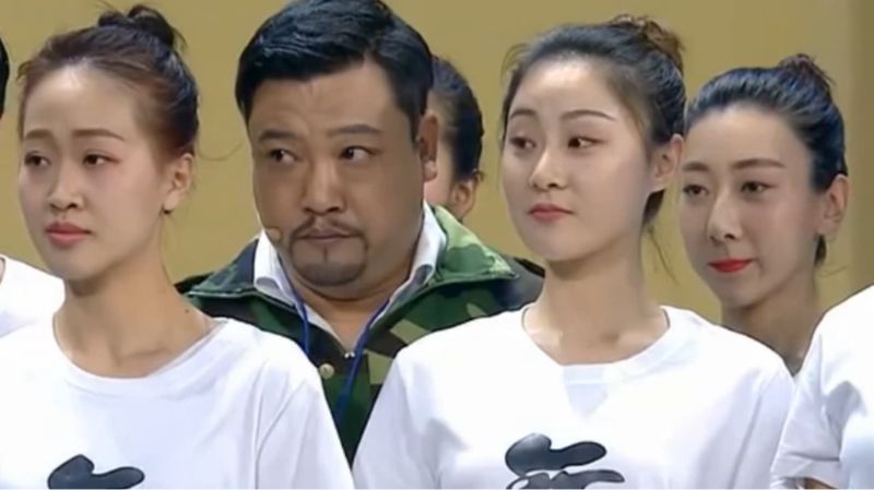 贾冰丁美婷张红爽任梓慧精彩演绎小品《冰心依旧》爆笑全场,娱乐,相声小品,好看视频