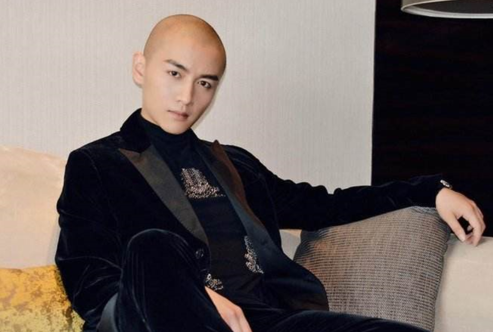 盘点6位光头男明星,好亮啊,来比一比谁更帅!