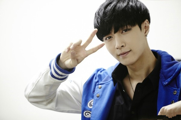 明星剪刀手,第1萌,第3帅,最后1个姿势胜利了