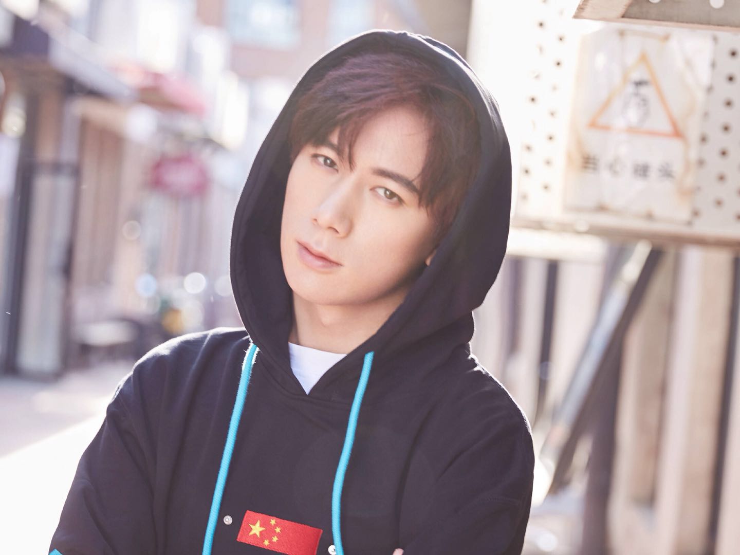 《变形计》李宏毅走上了正途,而哥哥李明霖却成了这样!