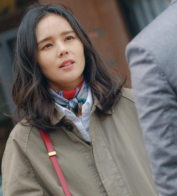 四个韩佳人混入一个孙艺珍,三秒认出来,真爱粉无疑了!