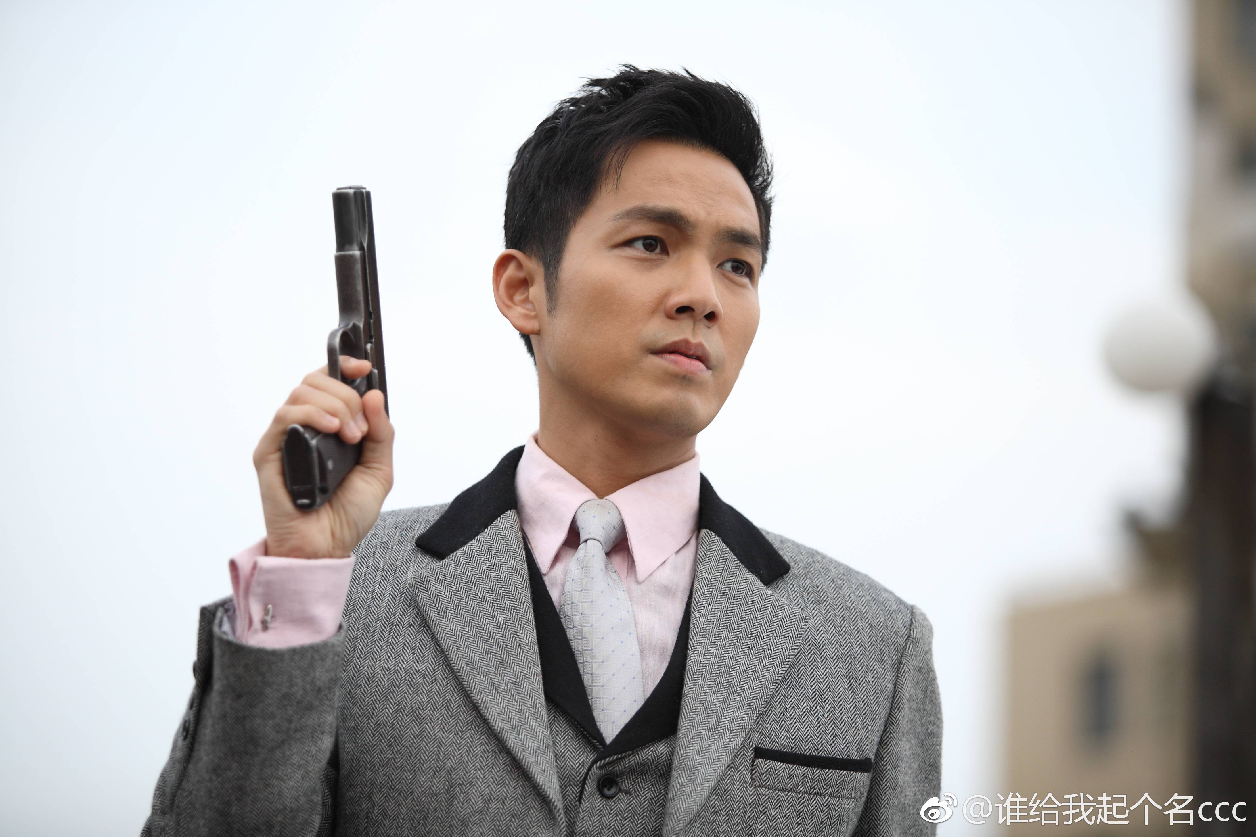 喜欢看谍战片的一定不要错过钟汉良的这部好剧《一触即发》