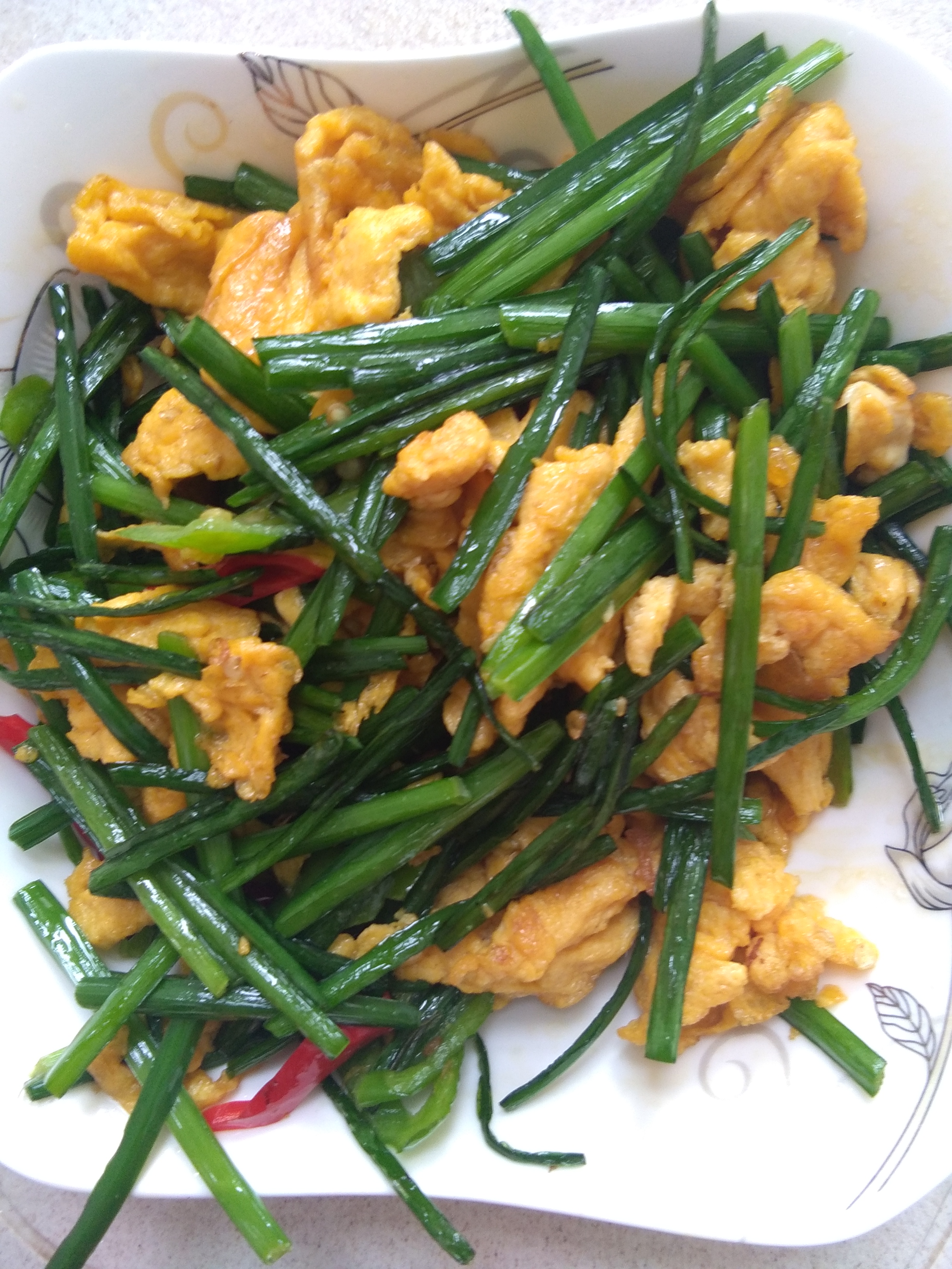 最近厨艺进步很大,特别爱美食,这是韭菜花炒鸡蛋,特别香!