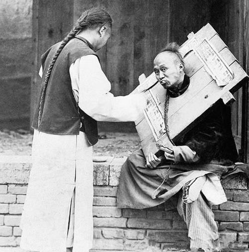 罕见老照片:义和团集体被处决,图四清朝格格真实长相!