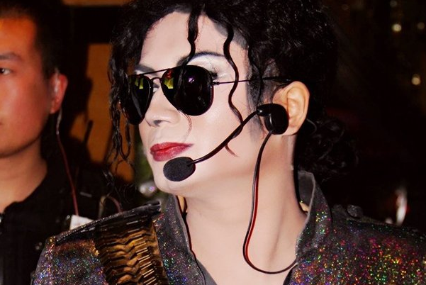 迈克尔的2位模仿者,田欣欣上榜,最后一位震撼美国全场!