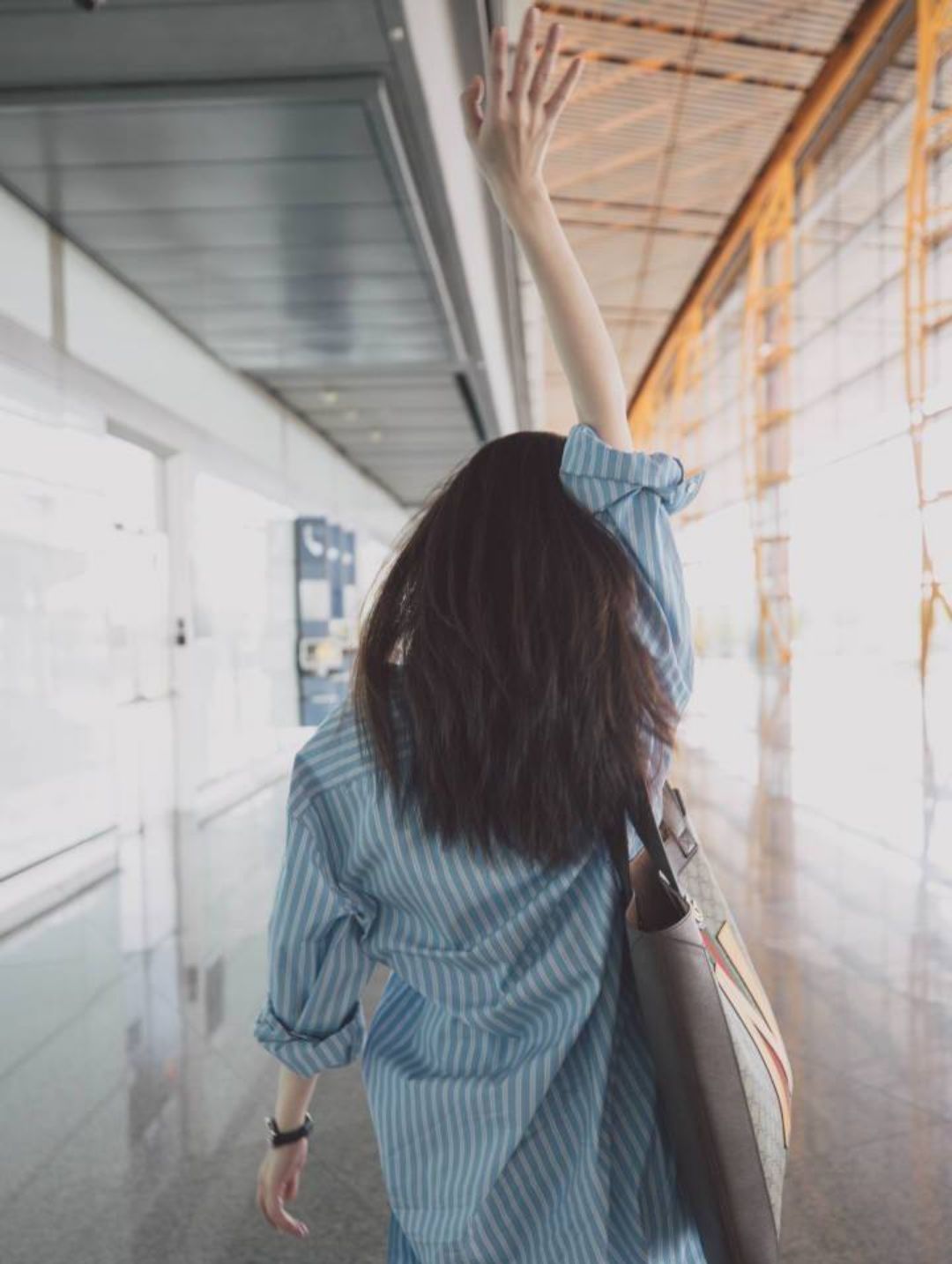 据说随性而洒脱的倪妮是大多数女生想要活成的样子,这样的她真美