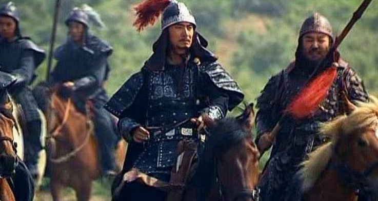 他是裴元庆原型,绰号万人敌,父子两代英雄,使用的武器造价很高