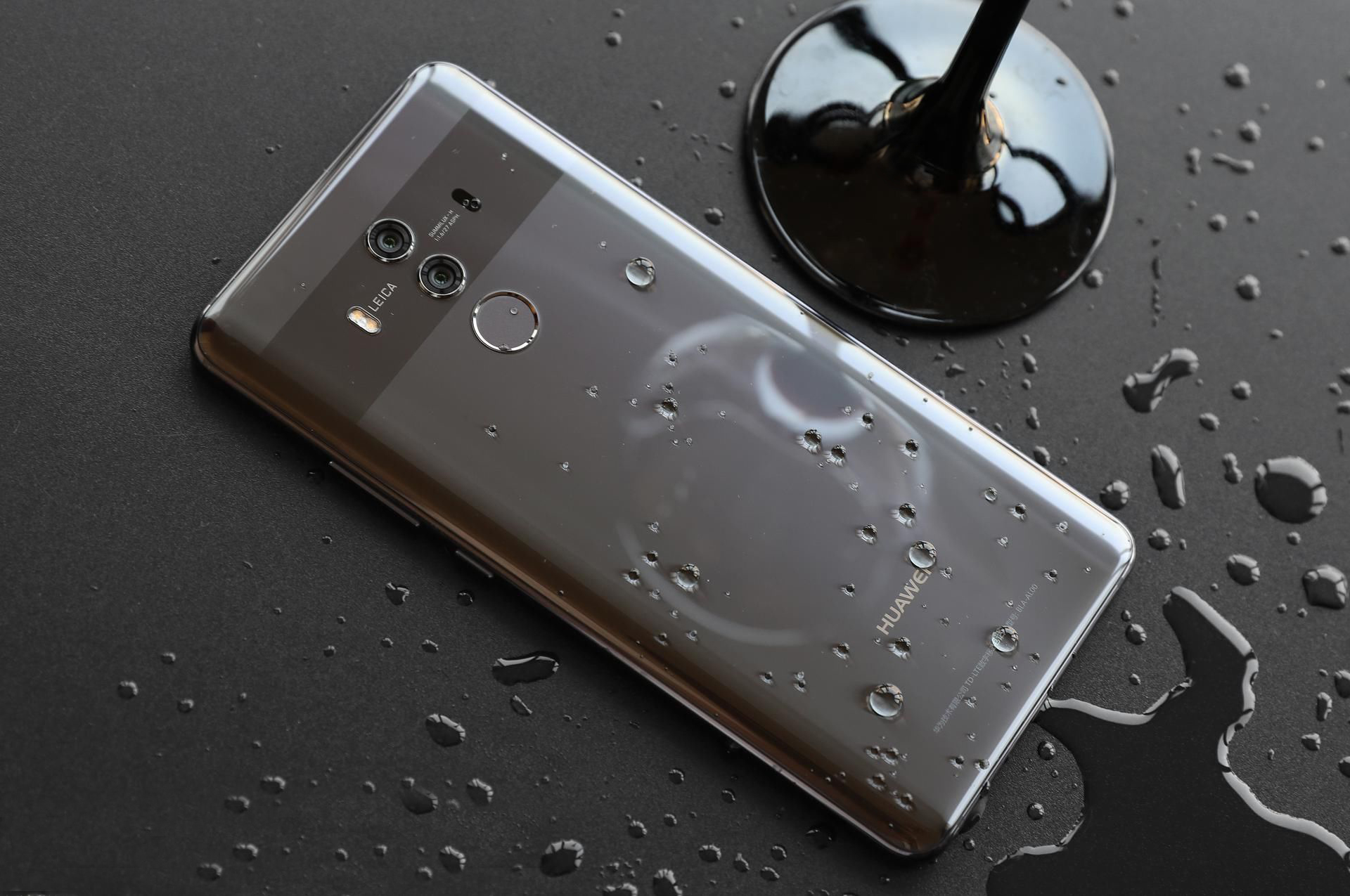 华为麒麟970旗舰机,6 128gb已降1400元,价格历史新低