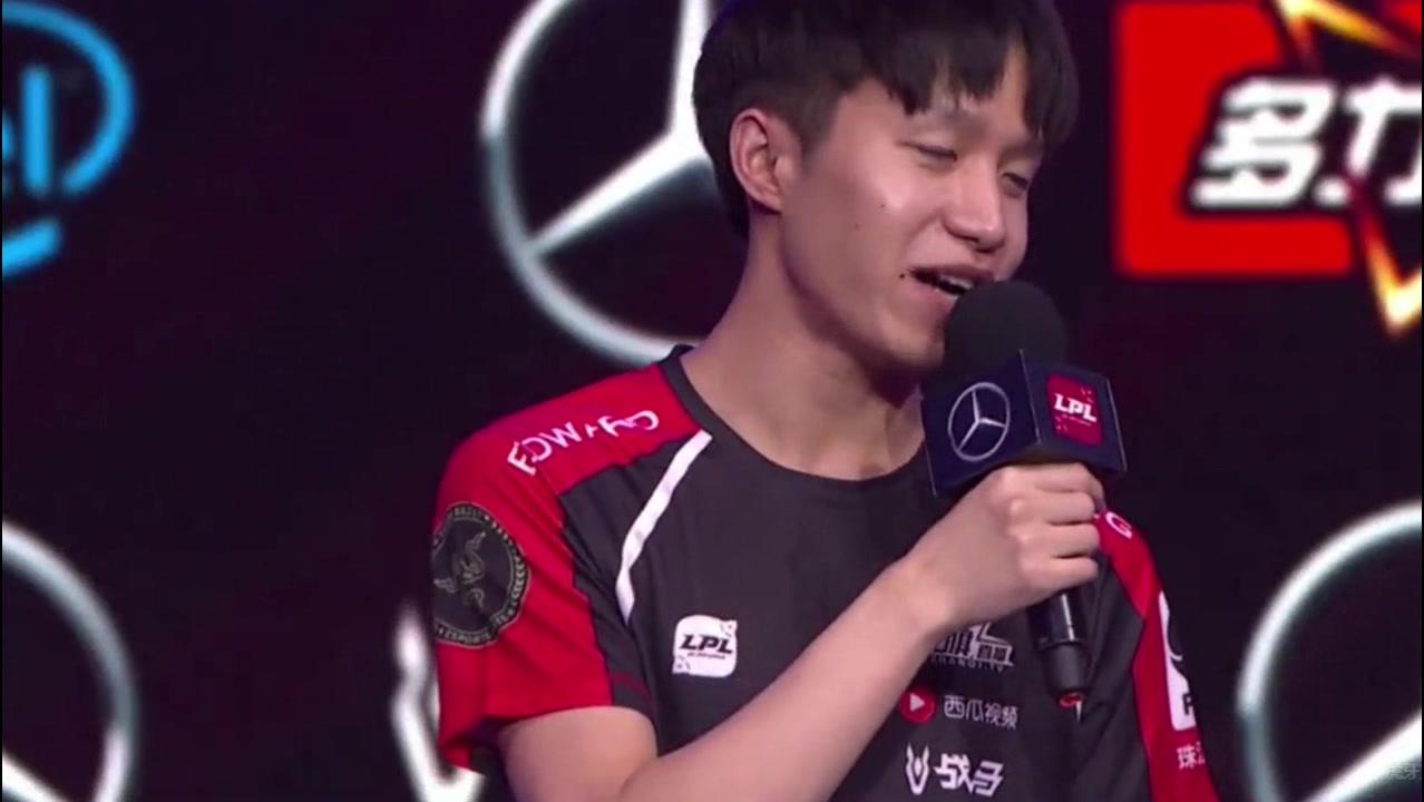 明凯原创单曲《期待着,有一天》发布,网友:别消费梦想了