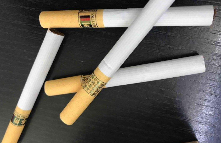 玉溪108与褚时经典哪个好,风格相同的两款香烟,你怎么选