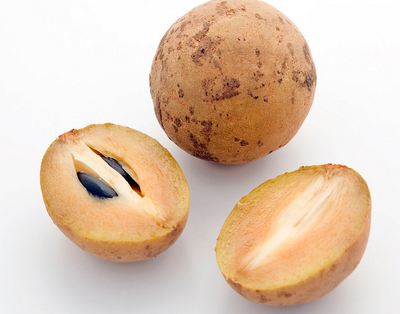 这果子因长得像人的心脏,所以叫人心果,还有"健身果"之称!