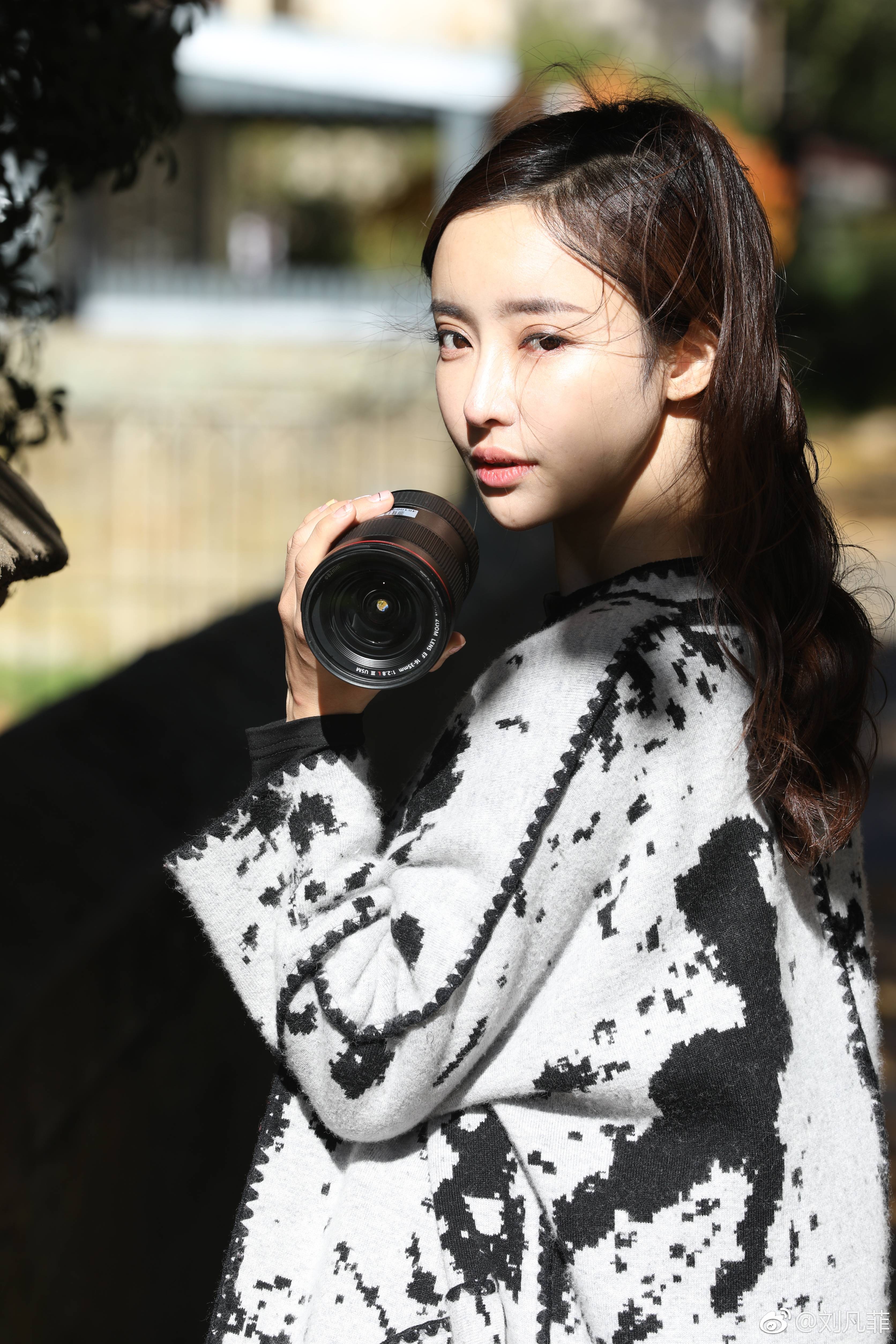 刘凡菲五种不一样的风情,总有一种可令你怦然心动