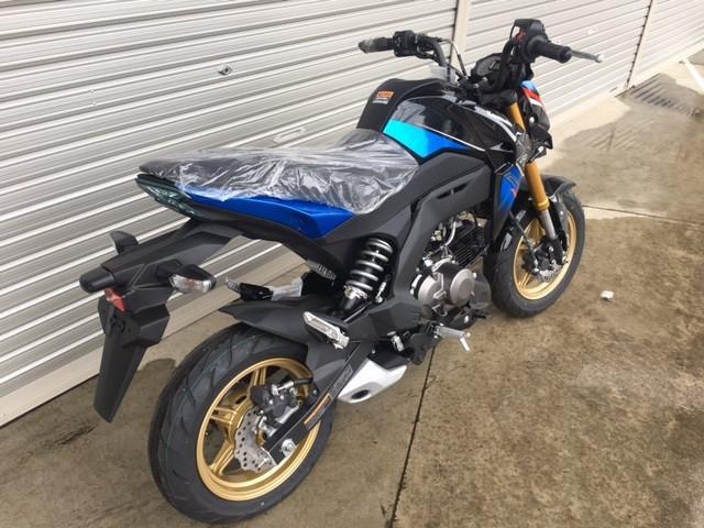 实拍川崎迷你街车z125!