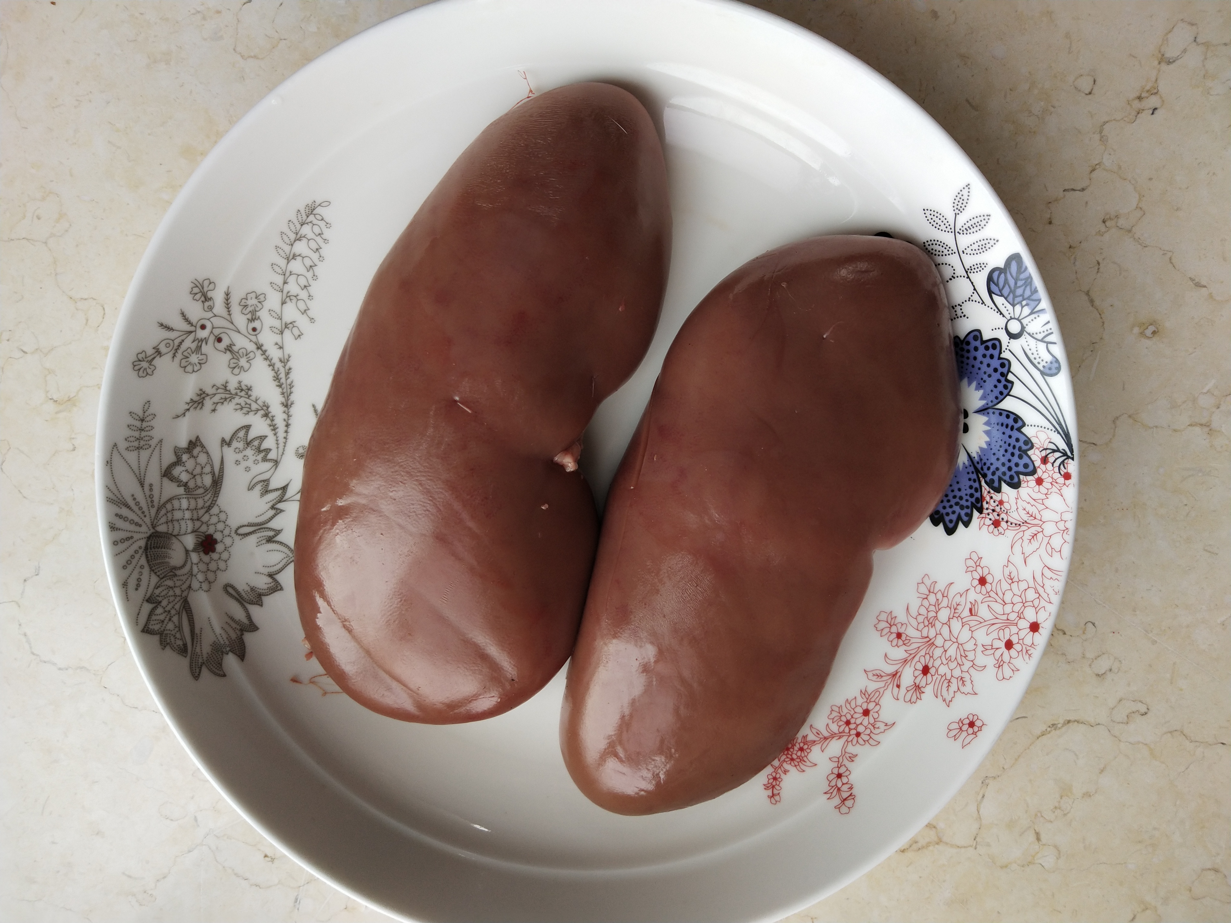 一改传统吃法做一道炝拌麻辣爽脆腰花