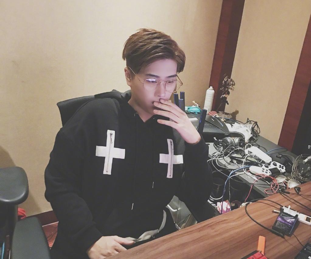 lol小智:其实挺怀念pdd和五五开的,没有他们联盟少了许多乐趣!