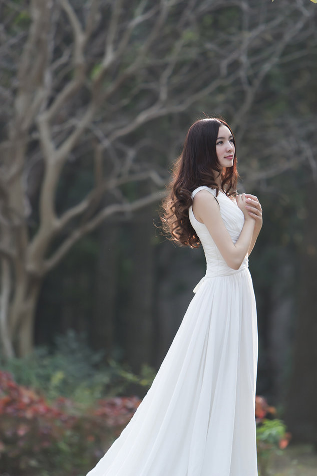 美女摄影:洁白长裙