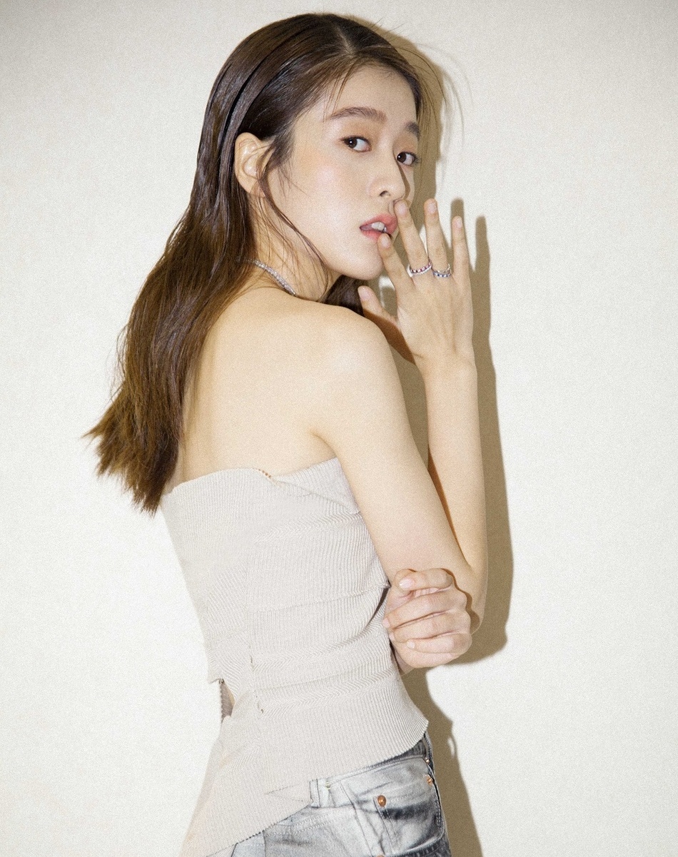 《泡沫之夏》的俏皮邻家女孩张雪迎,忧郁少女眼神触动人心