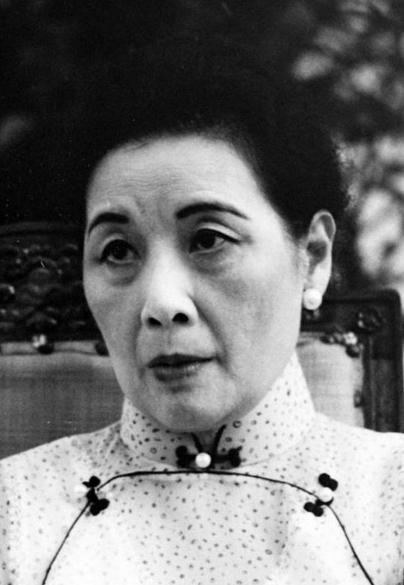 百岁老人宋美龄晚年珍贵生活照片!