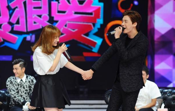 李易峰上《快本》,吴昕缺席录制,网友:这样避嫌会不会很意外?