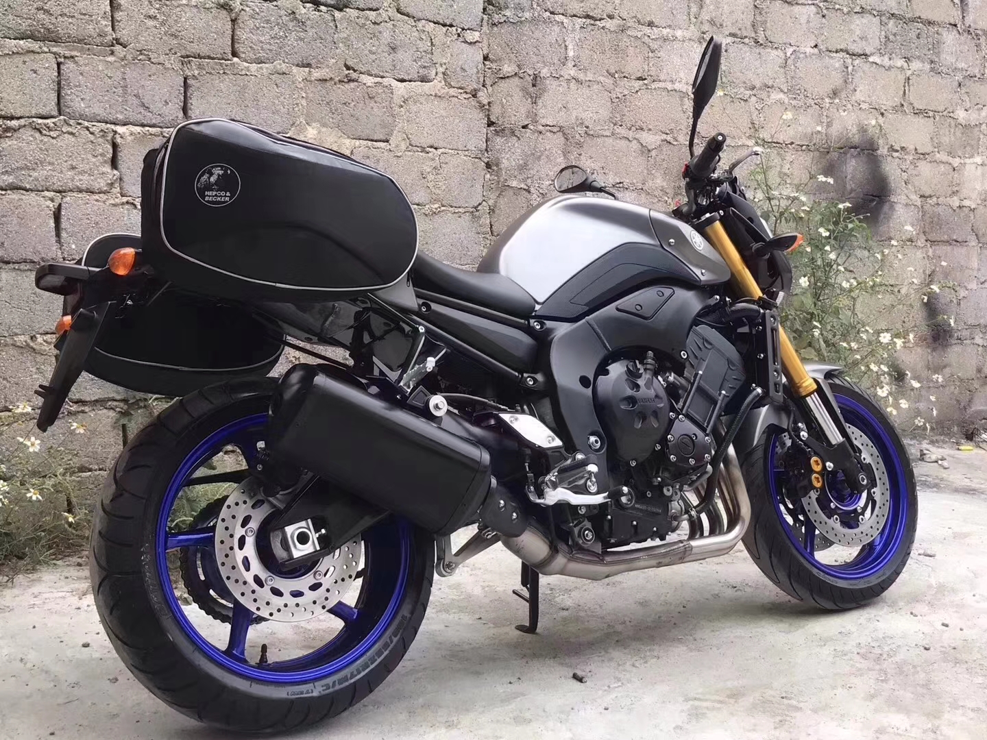 四万块买的雅马哈四缸摩托车,大伙儿看看值吗?